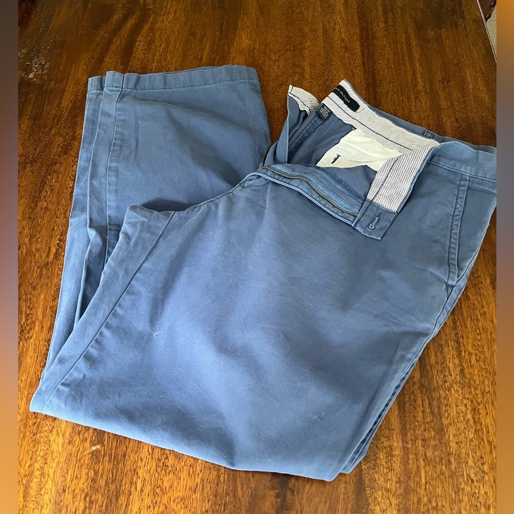 Tommy Hilfiger men’s chino pants